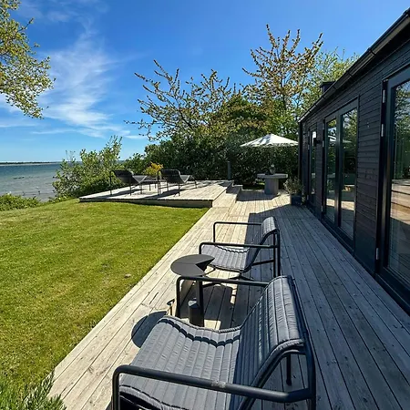 Ferienhaus With Fjord Views At Tuse Naes *